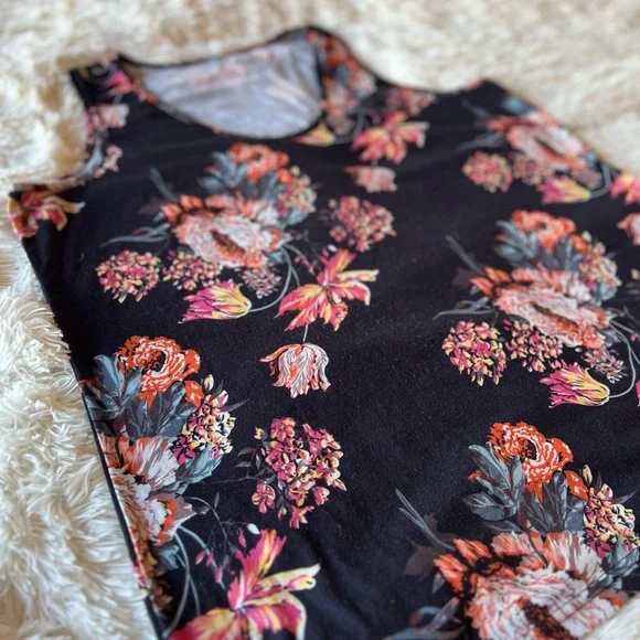 Floral Scoop Tank Top in Black with Pink & Orange Blooms - Picture 2 of 3